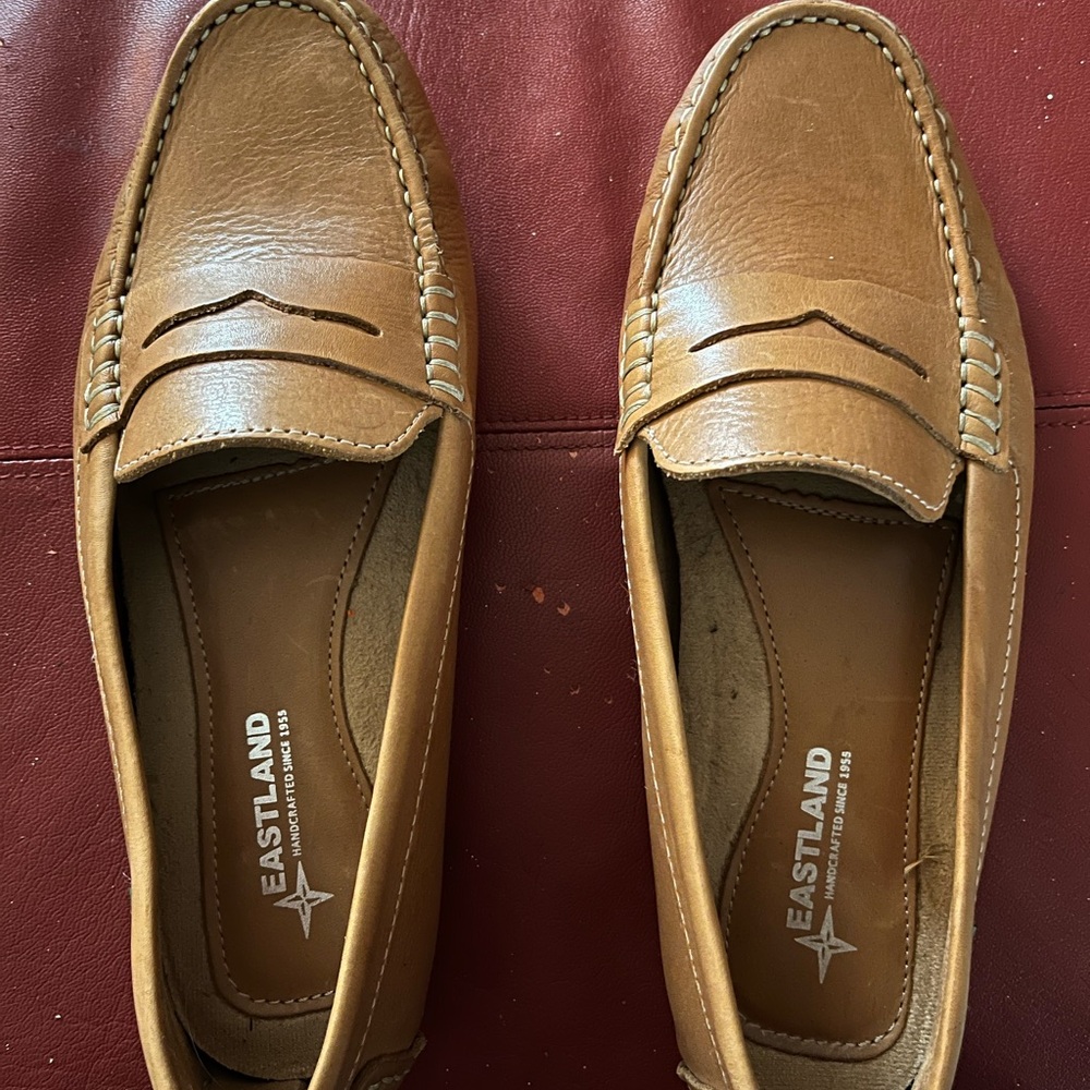Eastland Men’s Light Brown Leather Penny Loafers